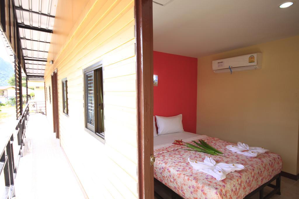 Appartement Pongpan House Phi Phi Extérieur photo