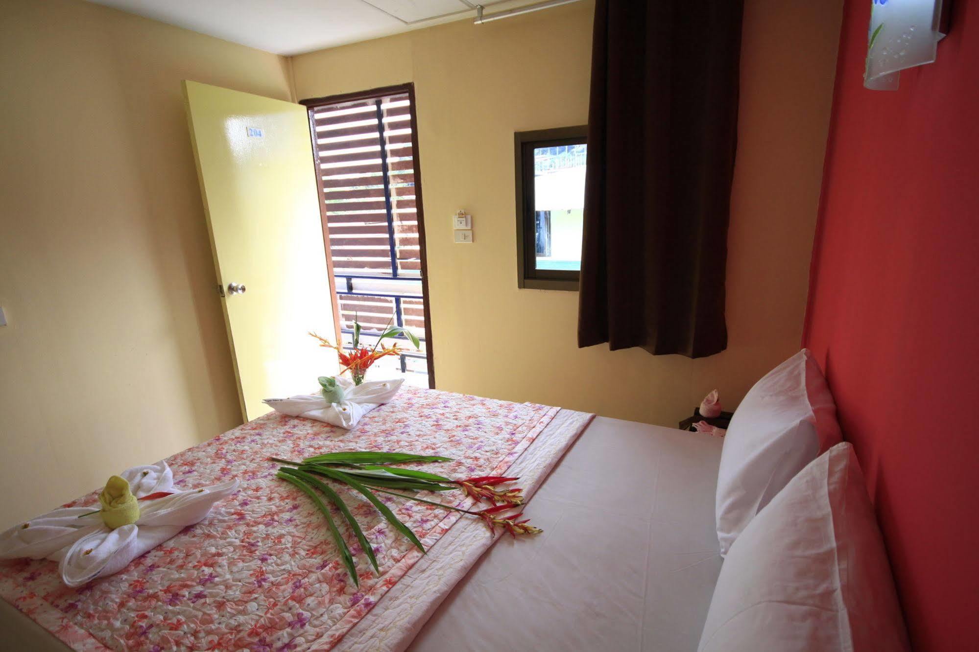 Appartement Pongpan House Phi Phi Extérieur photo