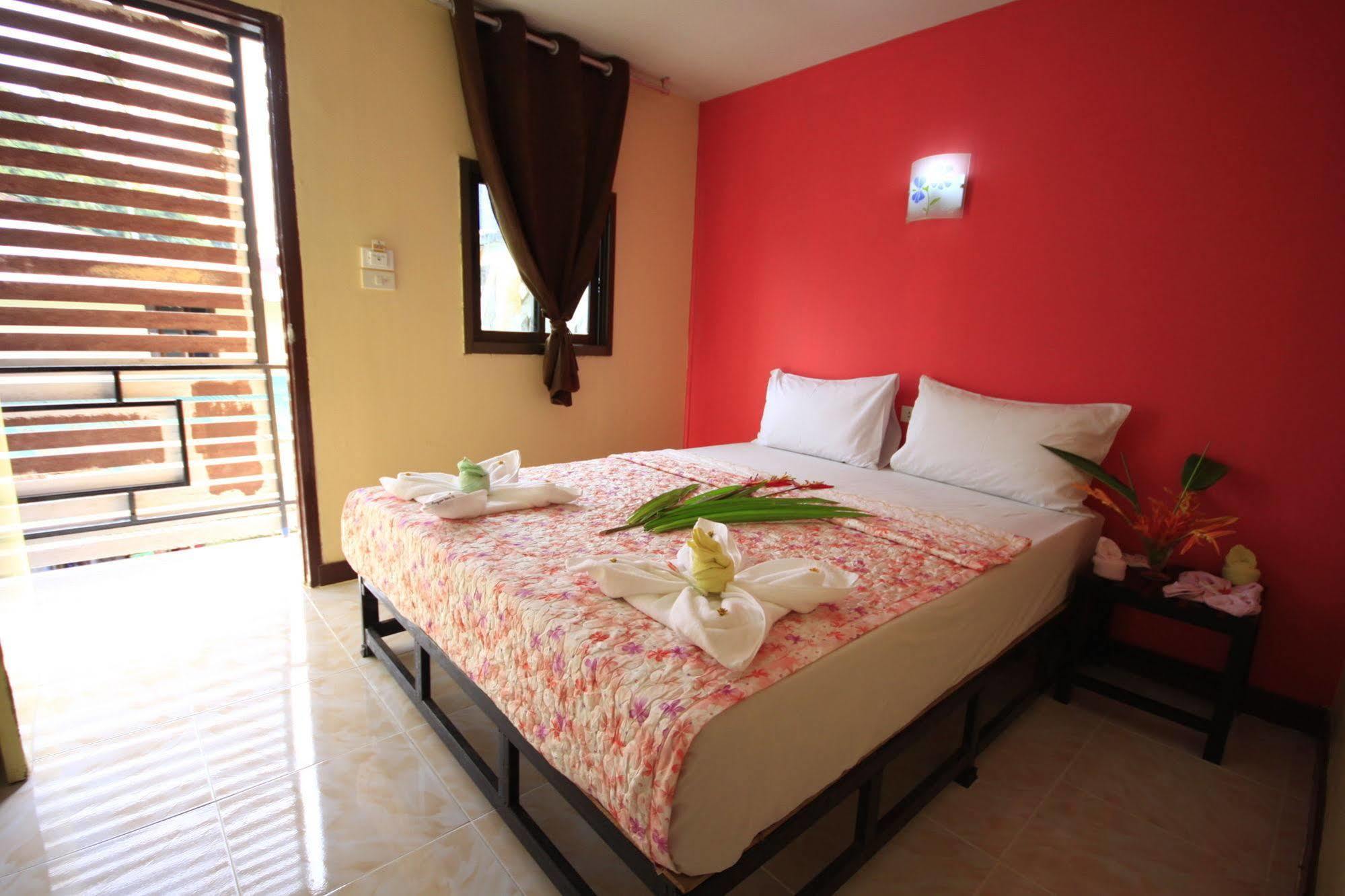 Appartement Pongpan House Phi Phi Extérieur photo